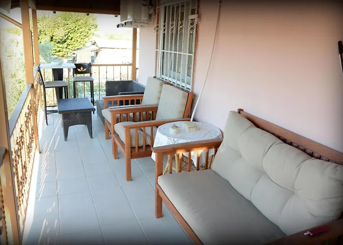 George Sunset Flat Apartman